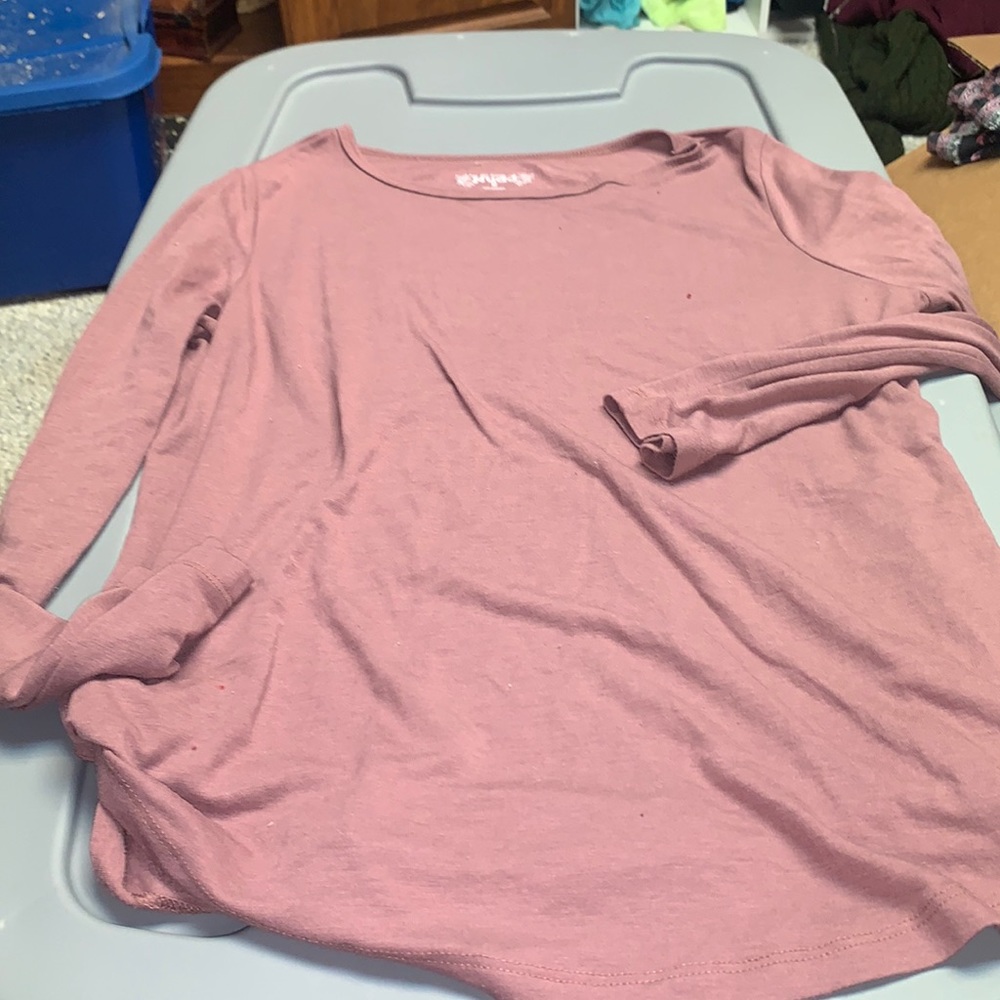 Muave colored long sleeve T from the brand mudd